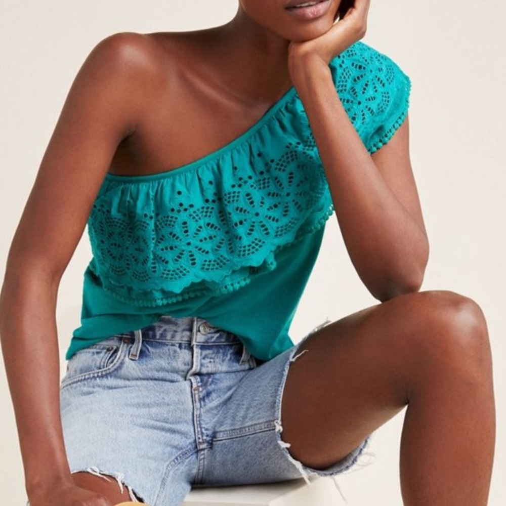 Anthropologie green one-shoulder Lace top